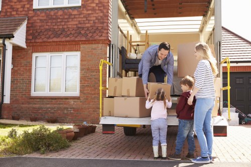 Storage and moving solutions offered by Temple removal companies